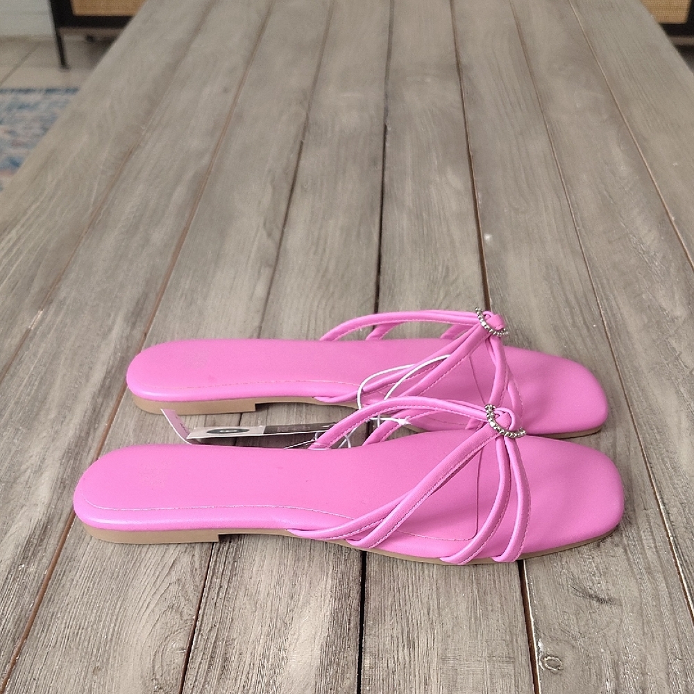 New Wild Fable Pink Women's Sandals W/Heart Embellishment Size 9 - Picture 2 of 9